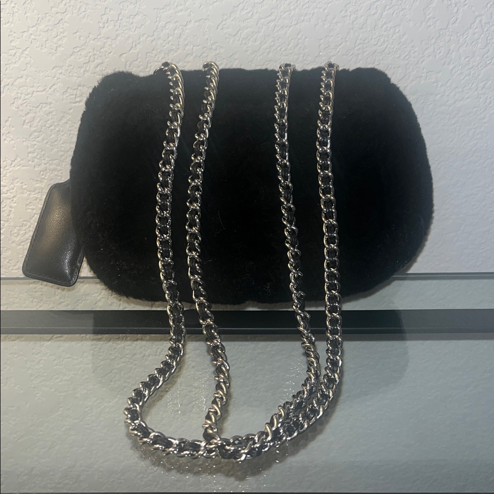 Coach Madison 18 Black Shearling Crossbody Shoulder Bag Purse - Picture 4 of 7